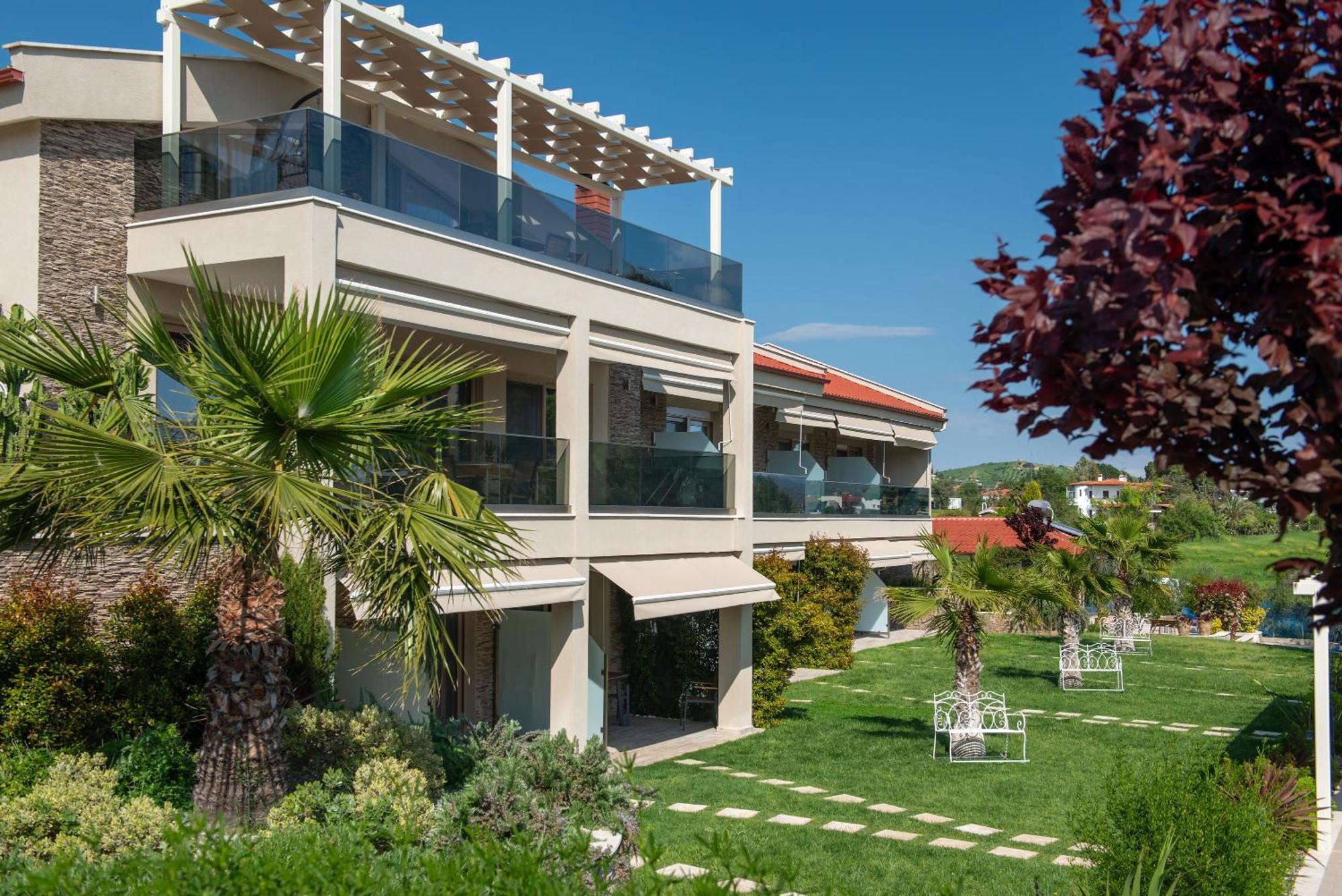 Villa Sara Nikiti  Exterior photo
